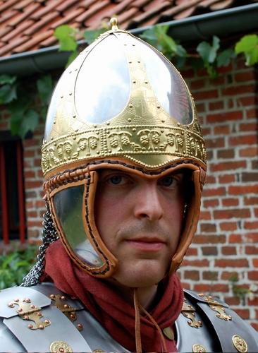 [Image: spangenhelm-helm.jpg]